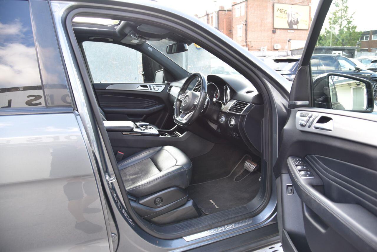 Mercedes-Benz Gle view 21