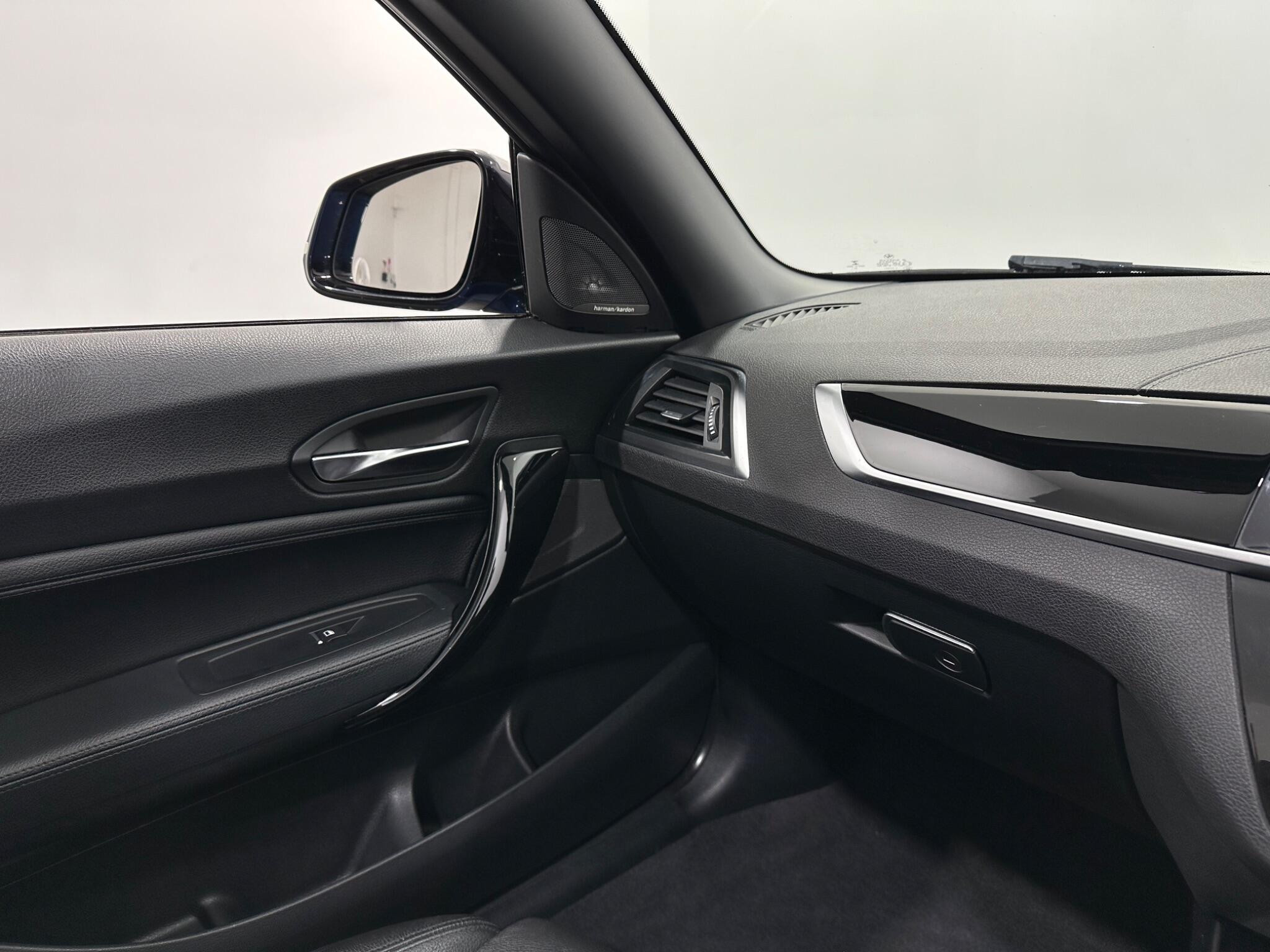 BMW 2 Series view 27