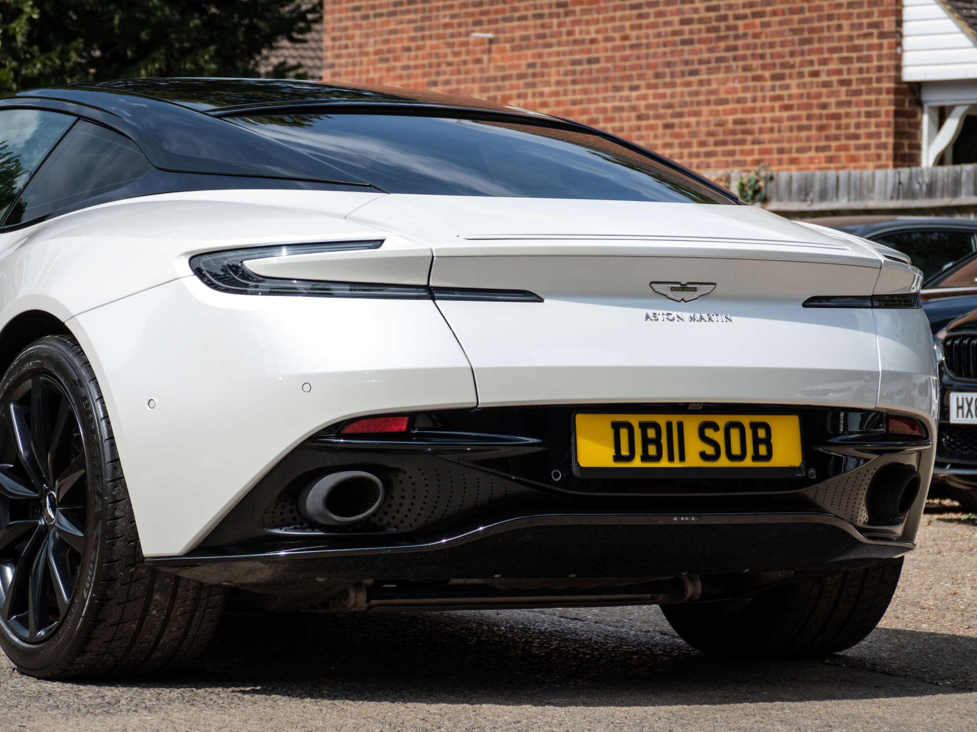 Aston Martin DB11 view 17