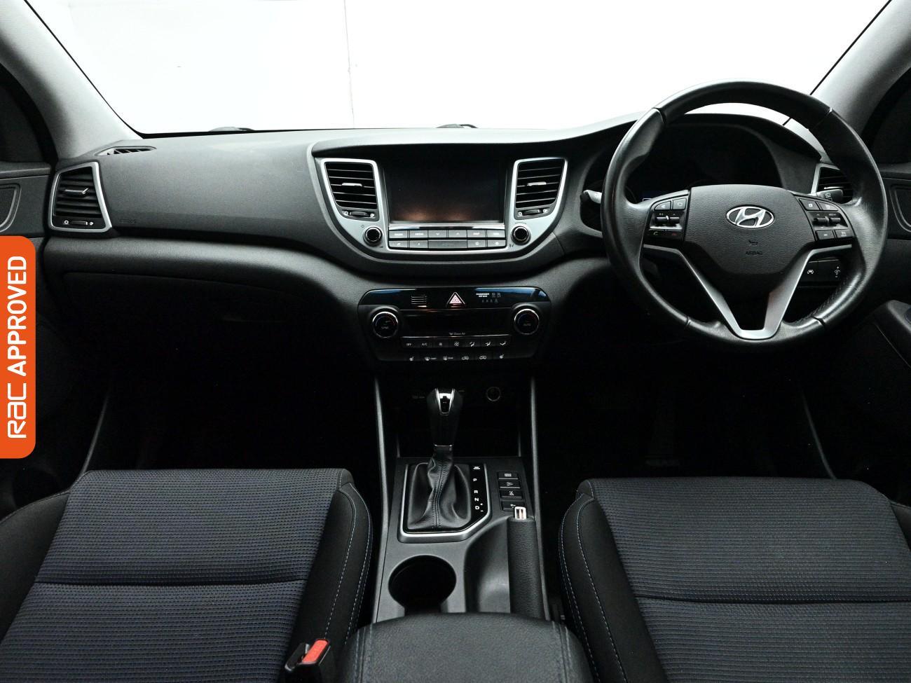 Hyundai Tucson view 2