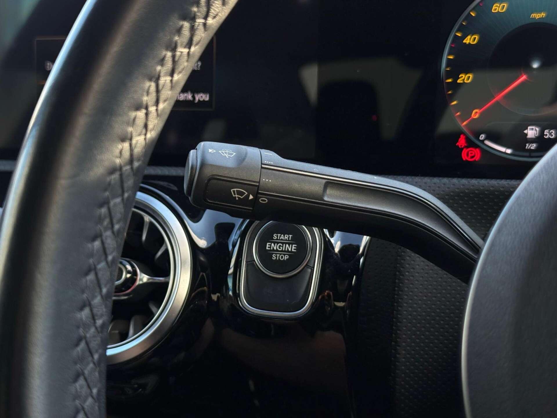 Mercedes-Benz Cla view 49
