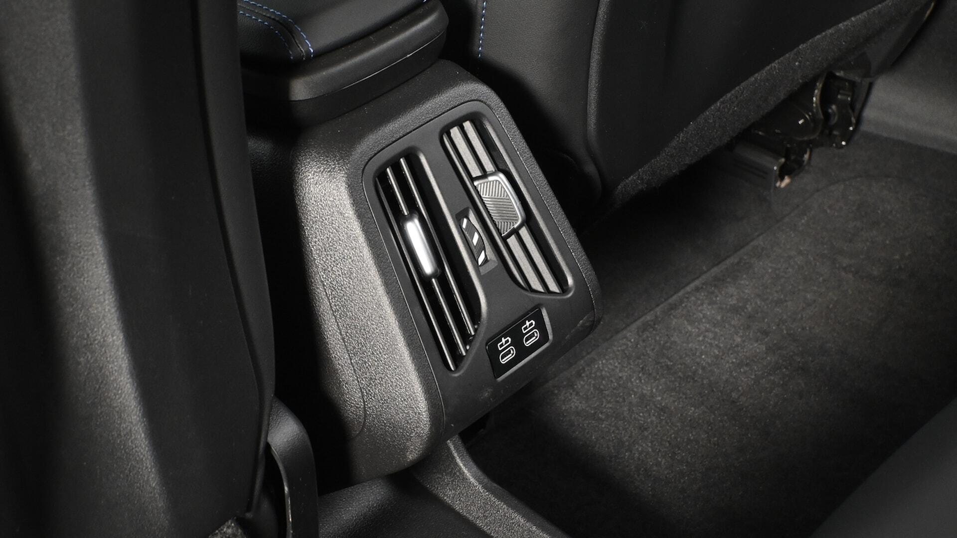 BMW iX2 view 33