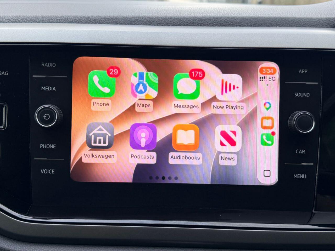 Volkswagen Polo view 2