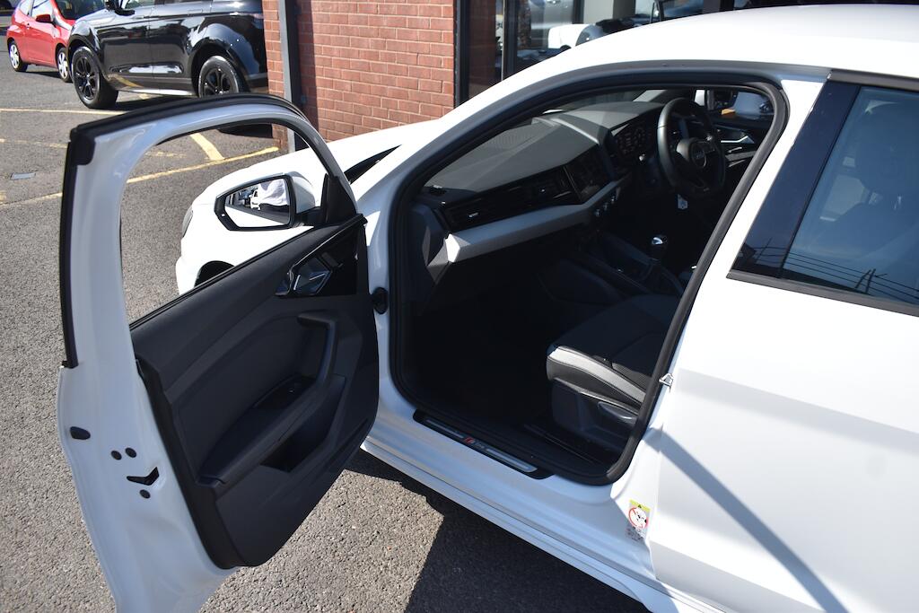 Audi A1 view 37