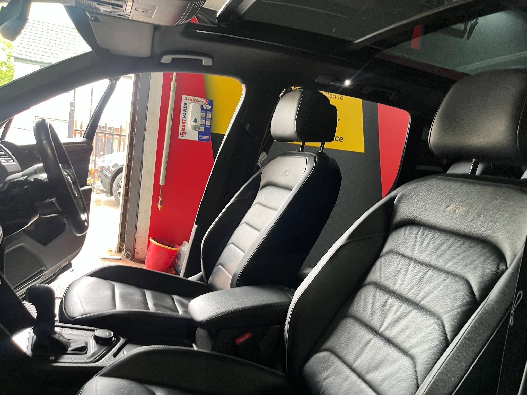 Volkswagen Tiguan view 13