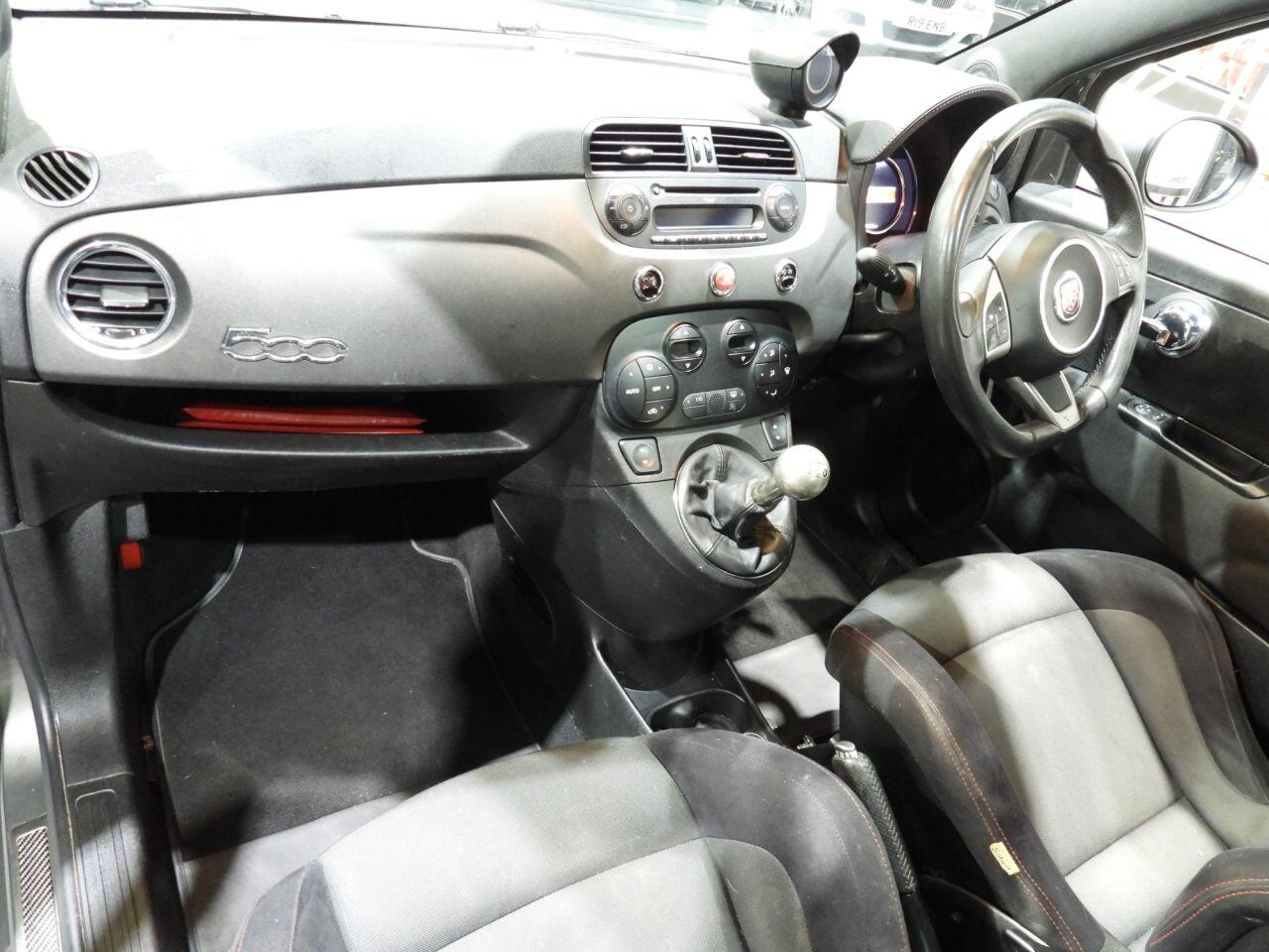 Abarth 595 view 11