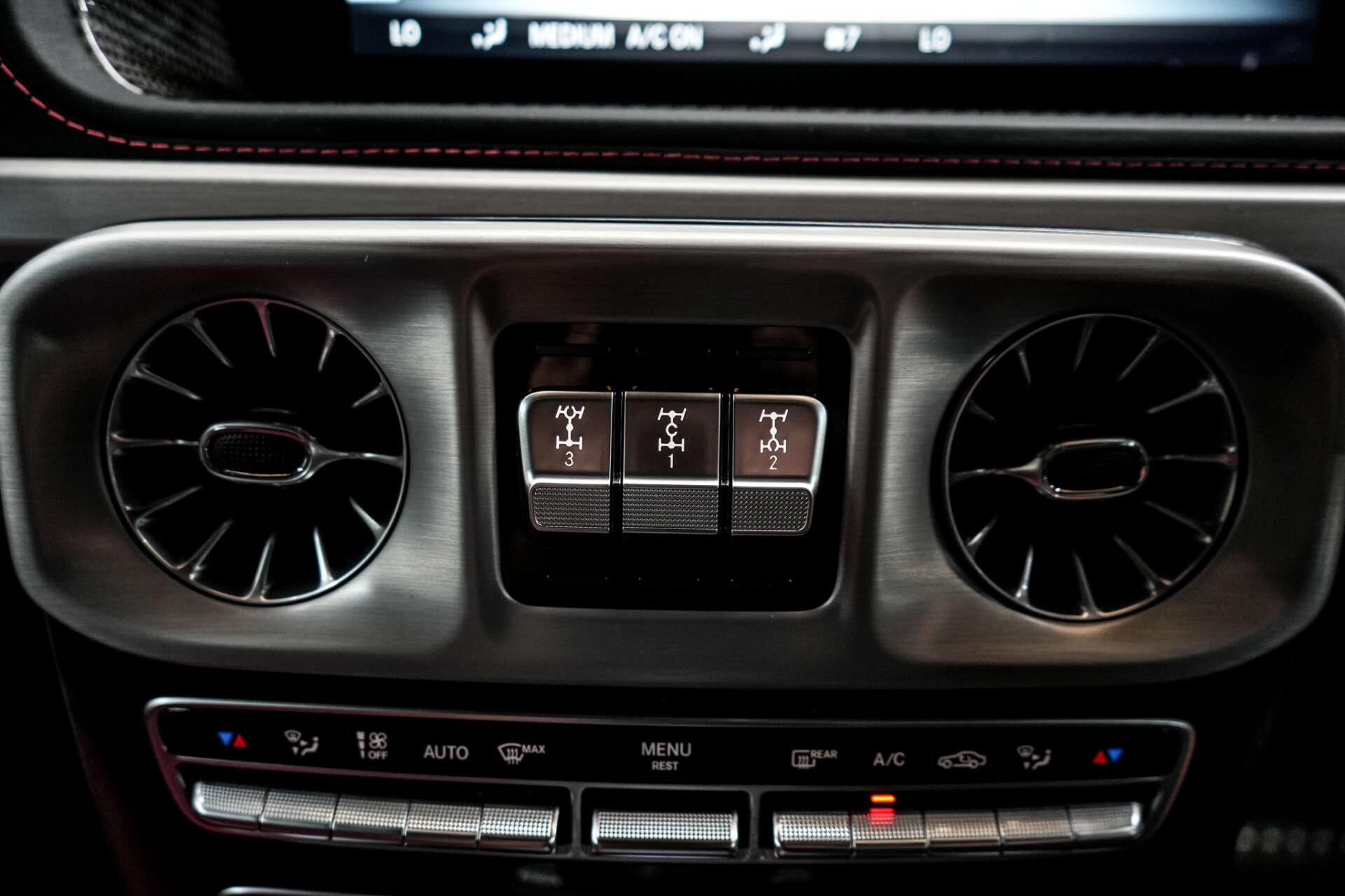 Mercedes-Benz G-Class view 38