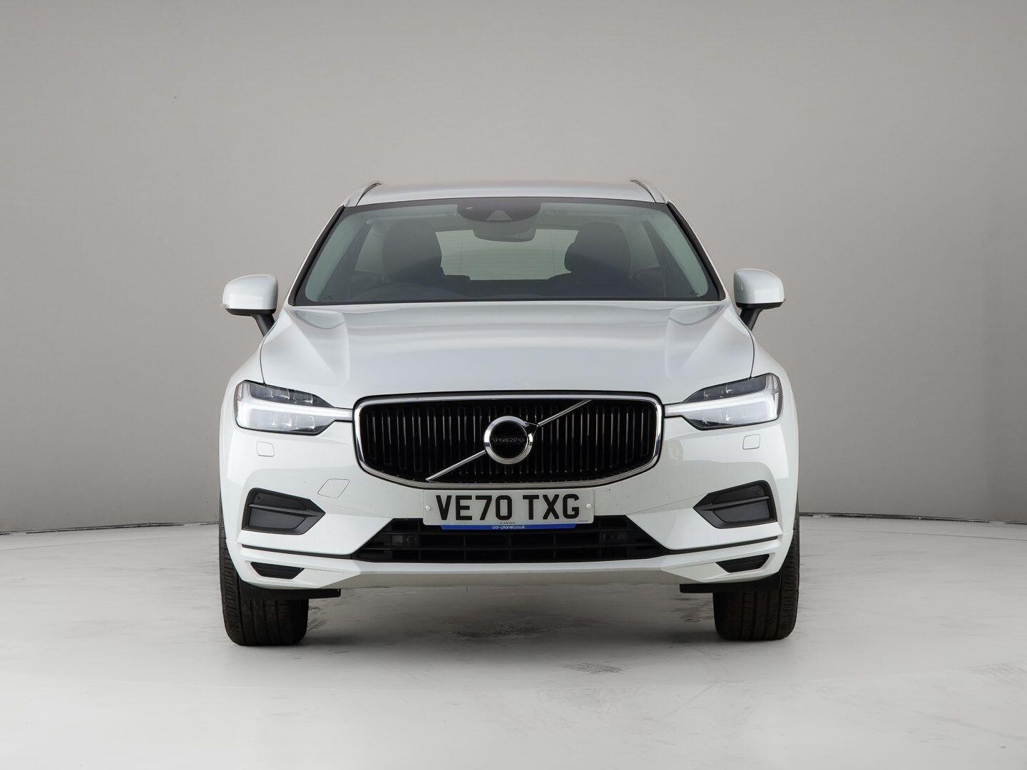 Volvo XC60 view 5