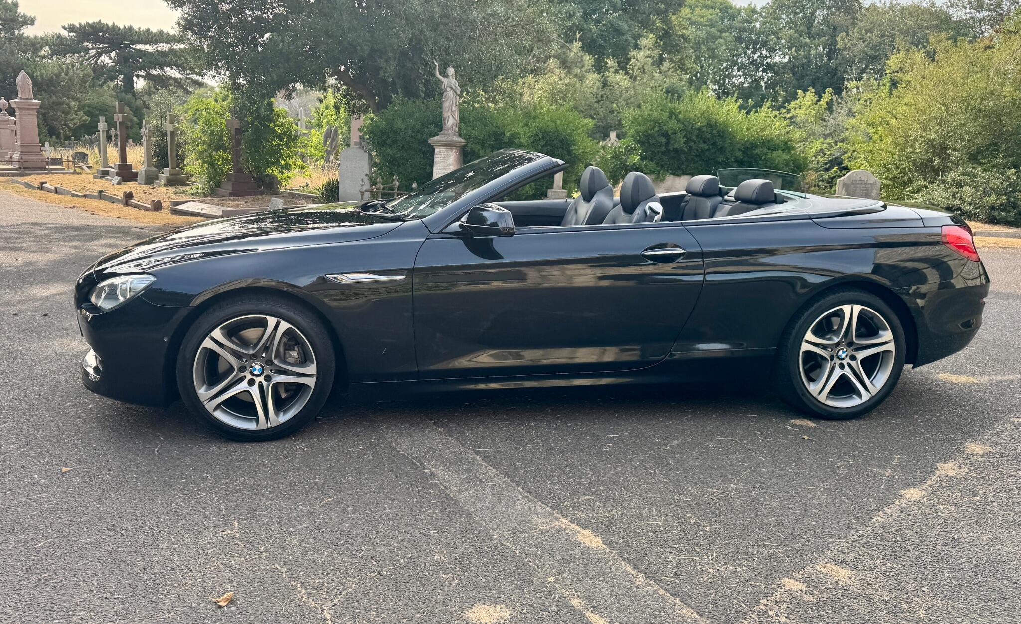 BMW 6 Series view 14