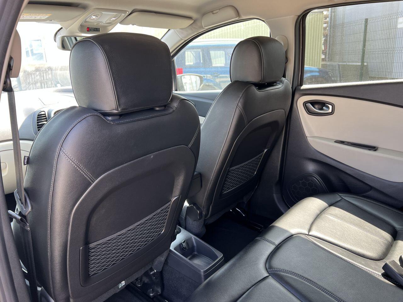Renault Captur view 26