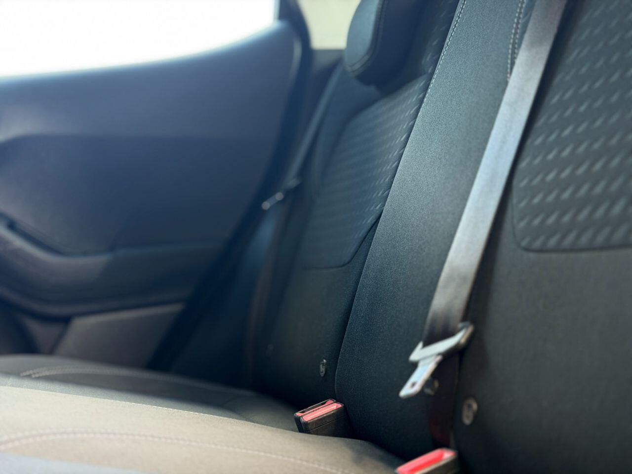 Ford Fiesta view 103