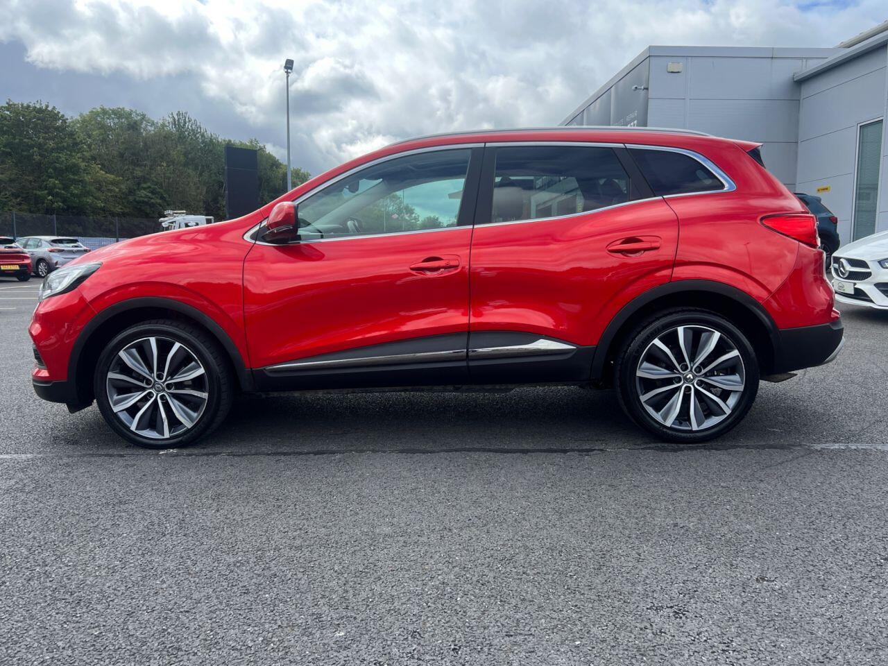 Renault Kadjar view 3