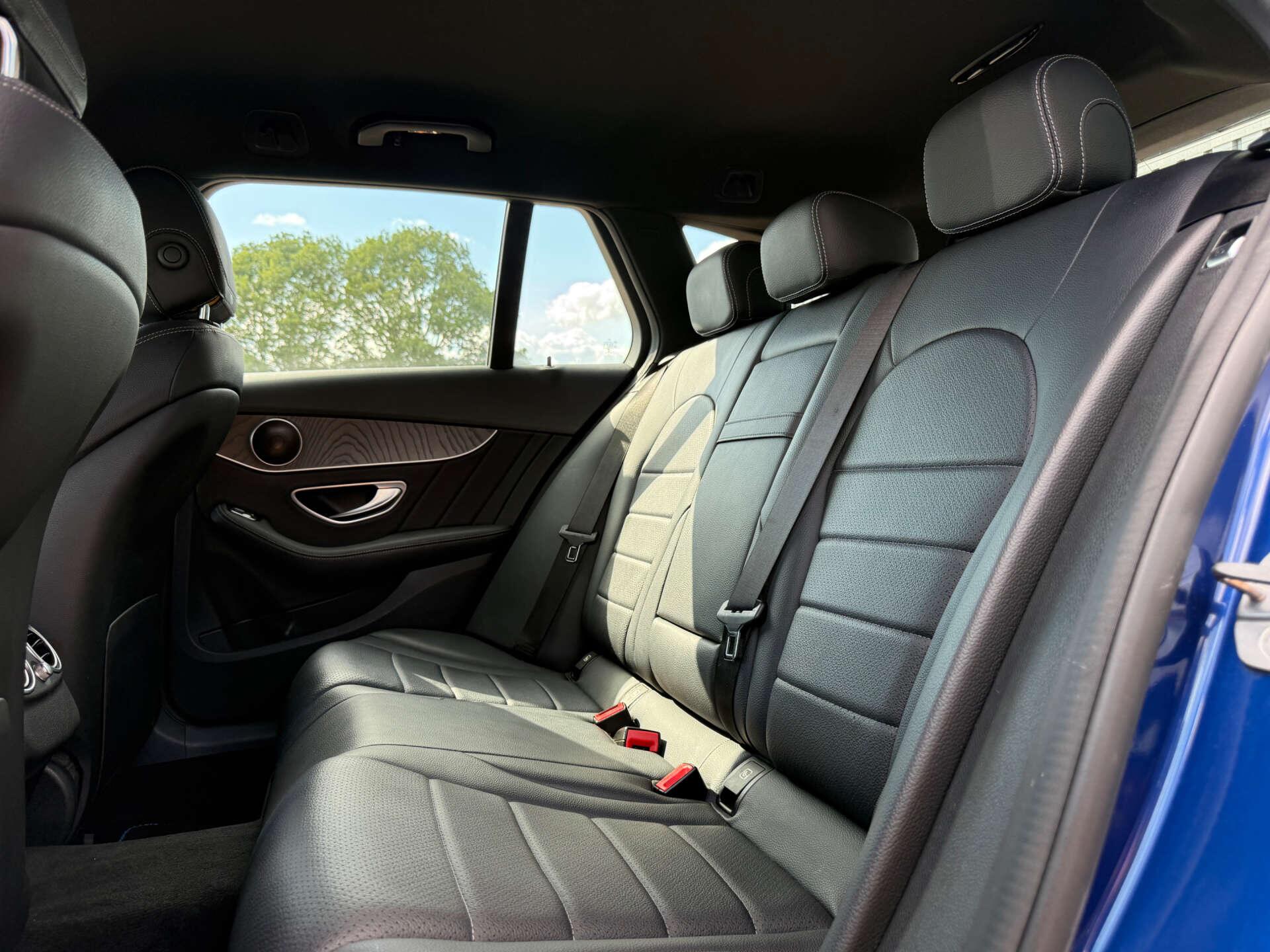 Mercedes-Benz C-Class view 75