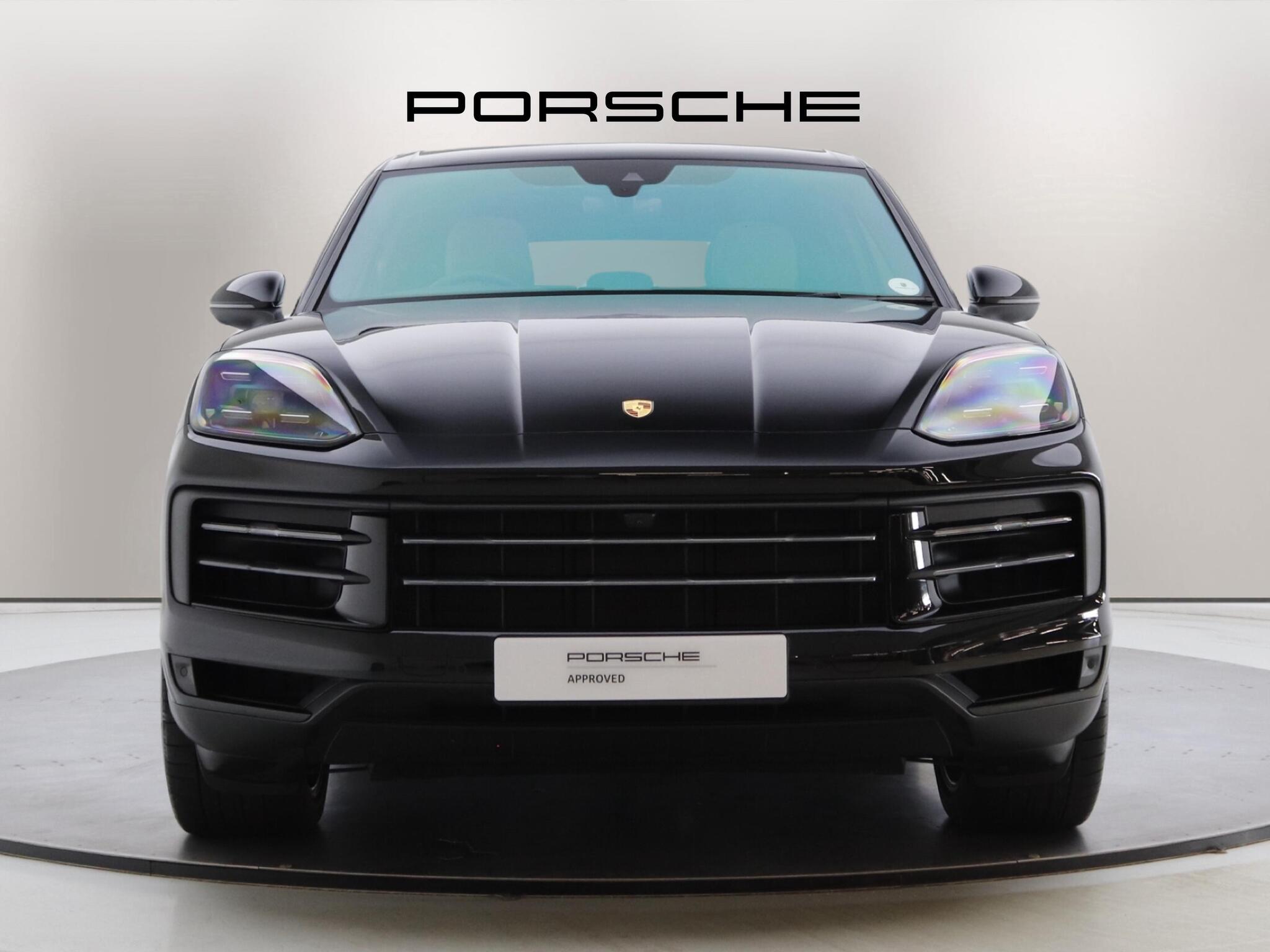 Porsche Cayenne view 6