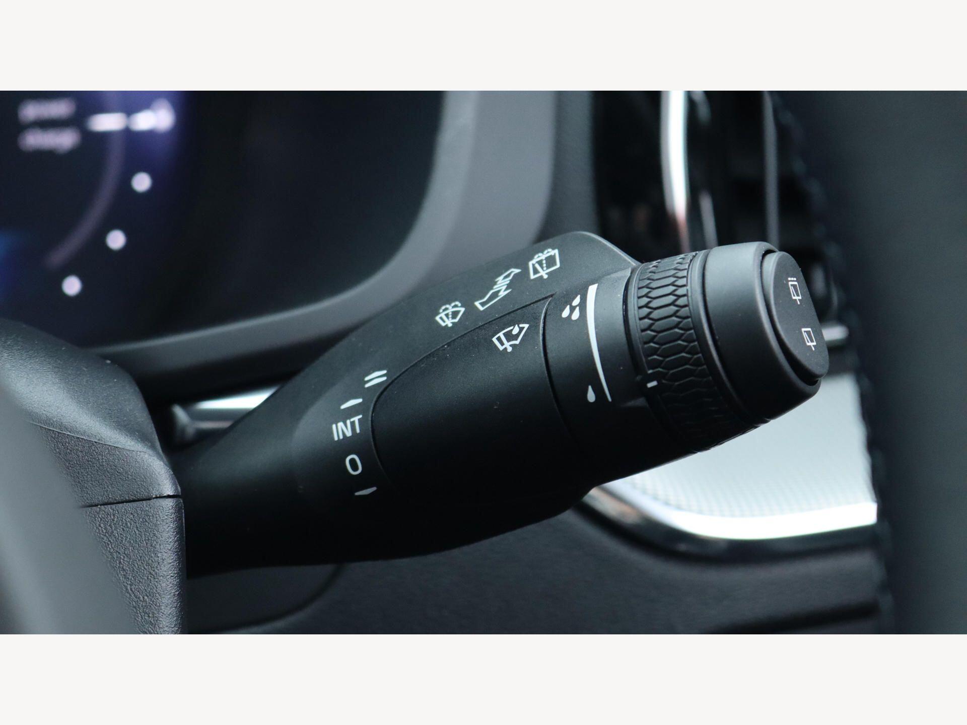 Volvo XC60 view 24