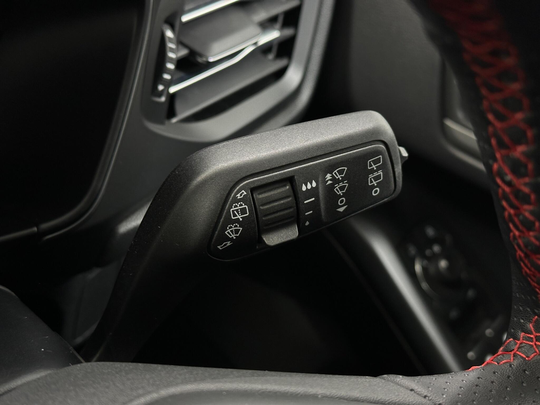 Ford Focus view 17