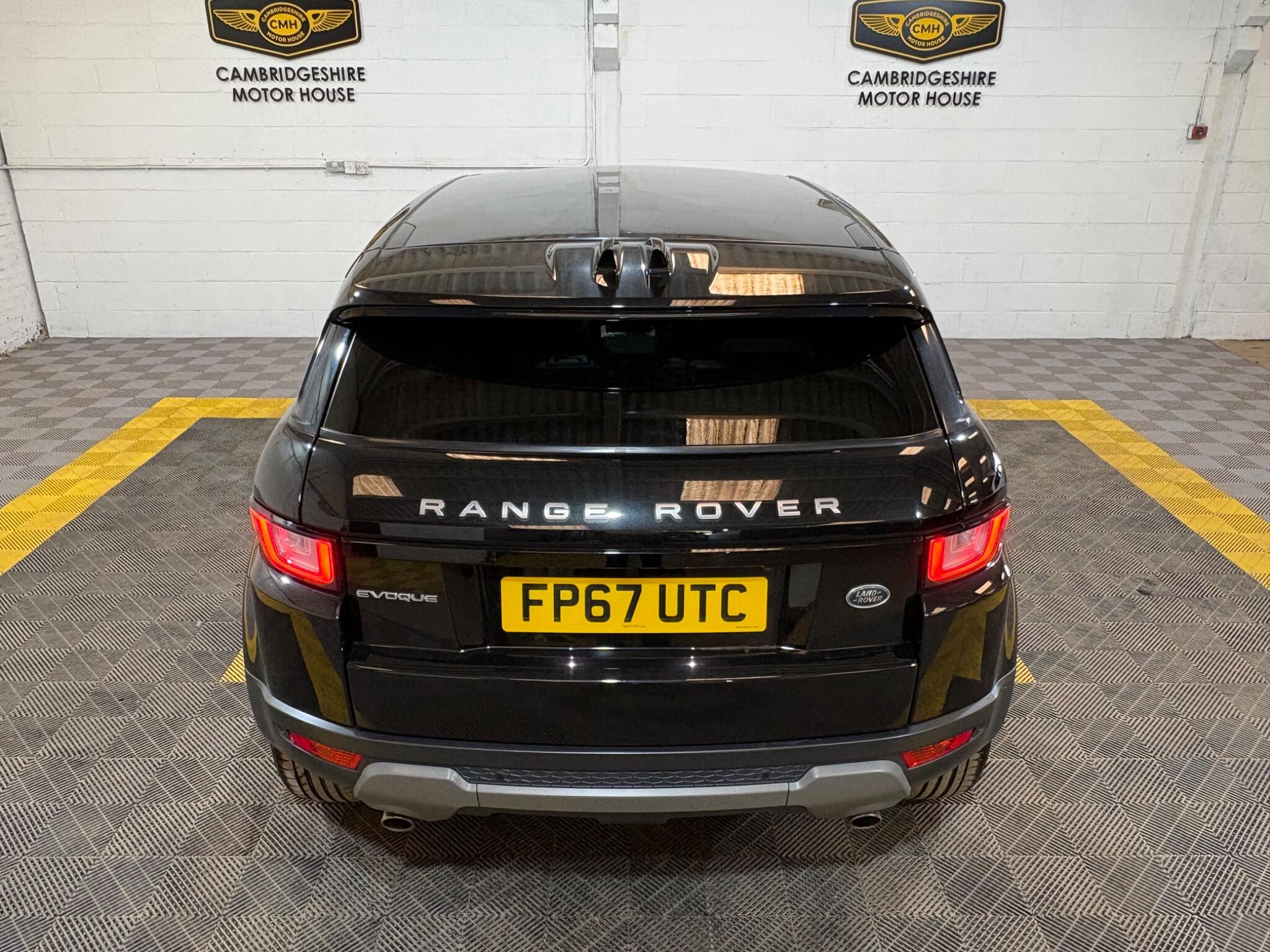 Land Rover Range Rover Evoque view 87