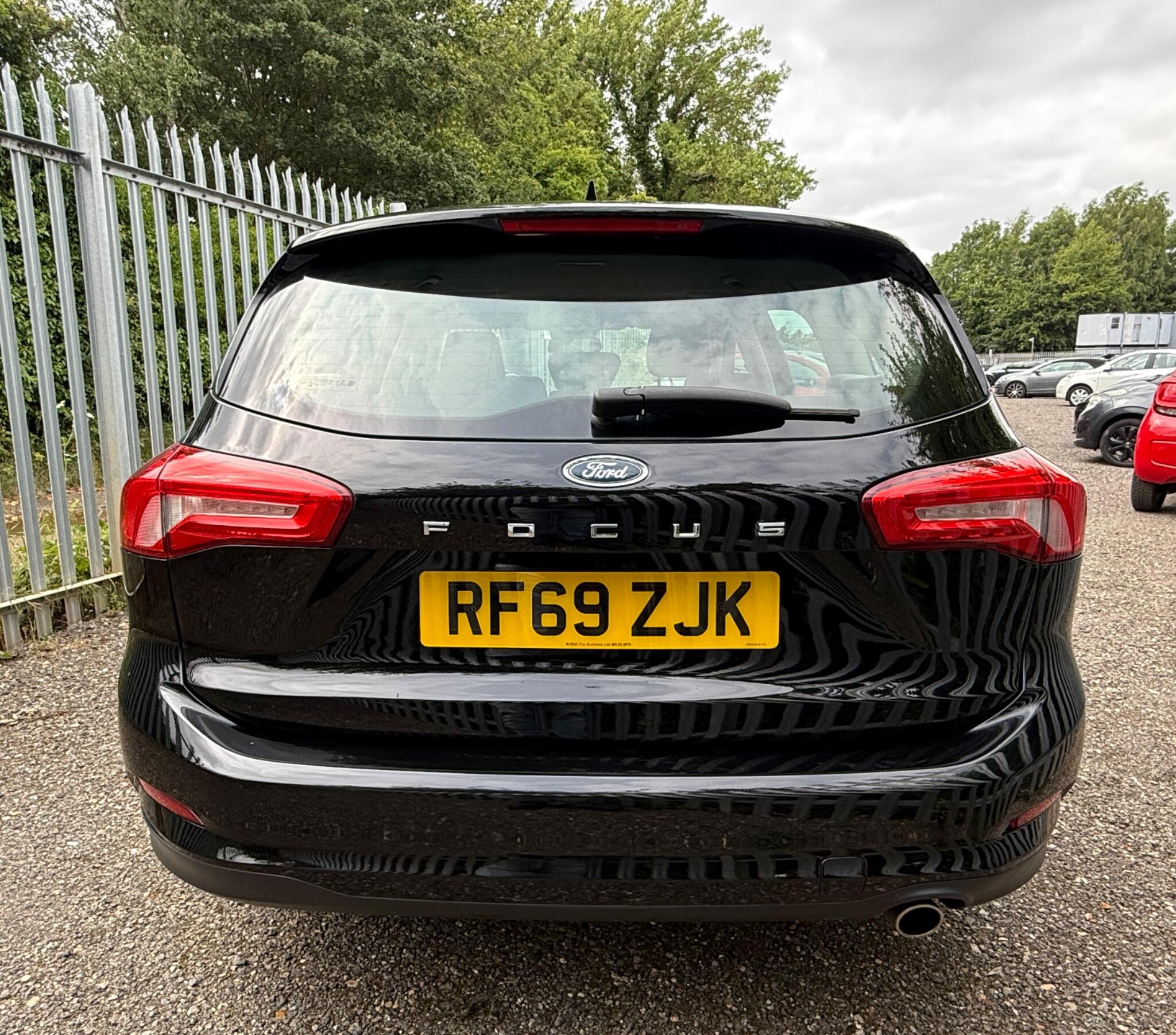 2019 Ford Focus image 13