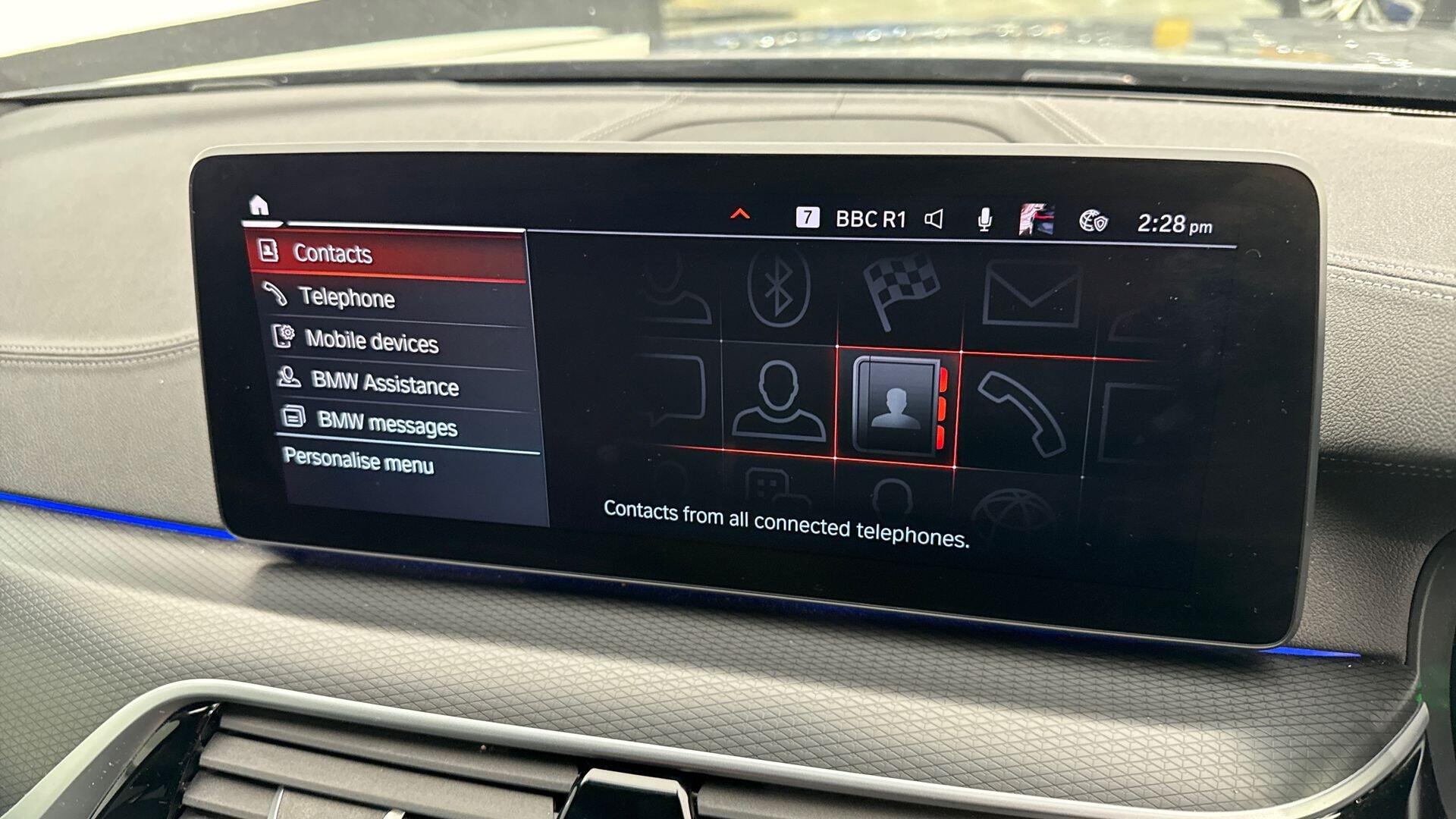 BMW 5 Series view 28