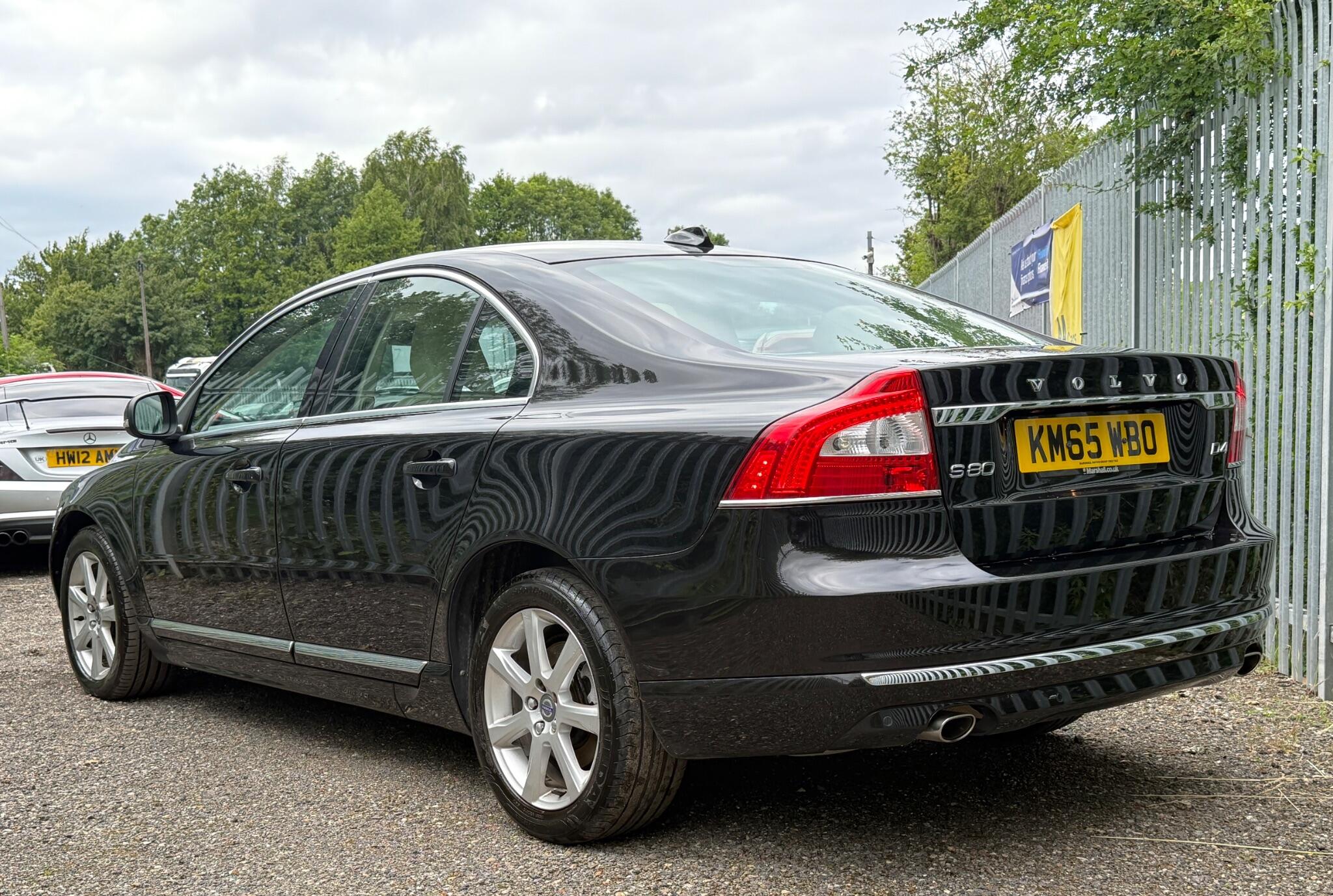 2015 Volvo S80 image 6