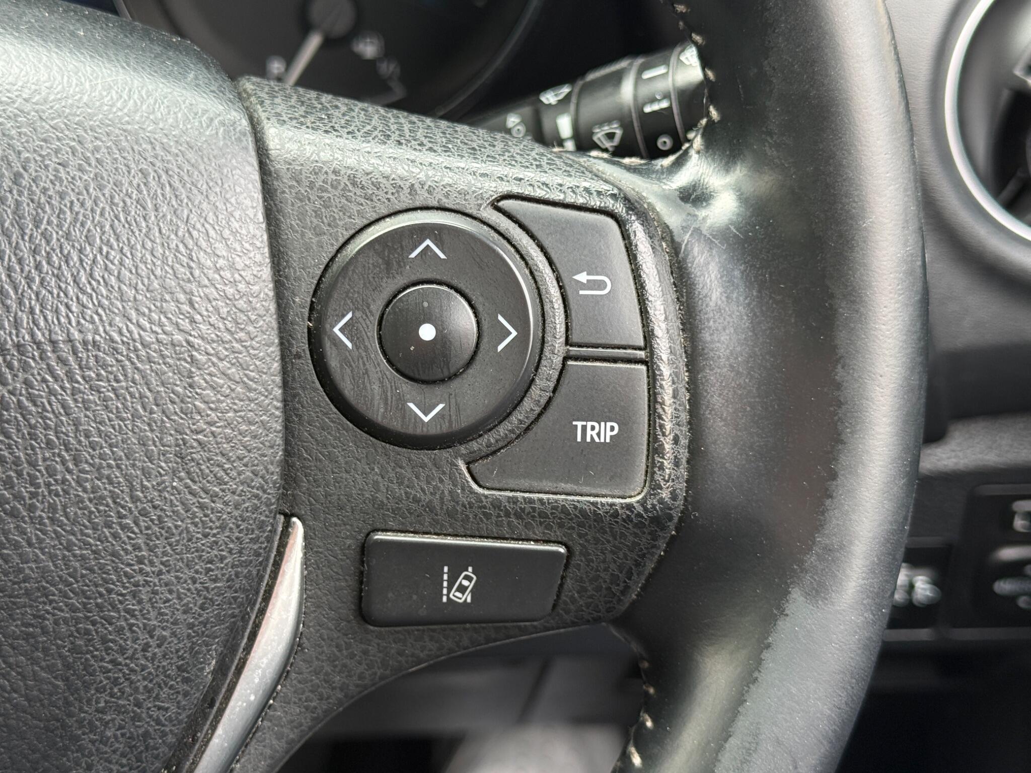 Toyota Auris - Image 61