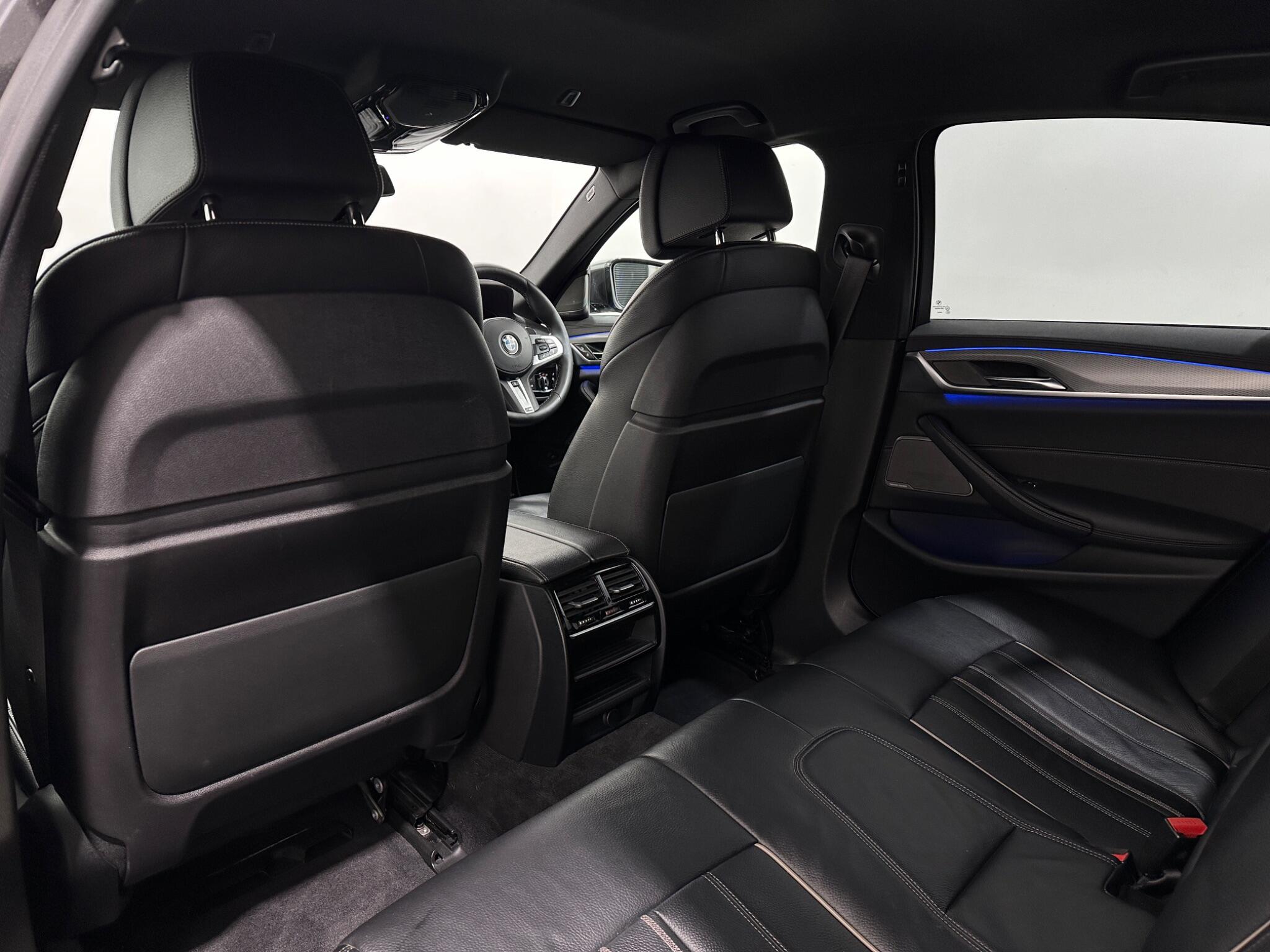 BMW 5 Series view 39