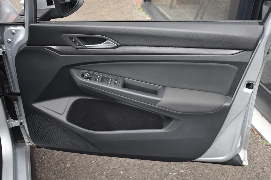 Volkswagen Golf view 29
