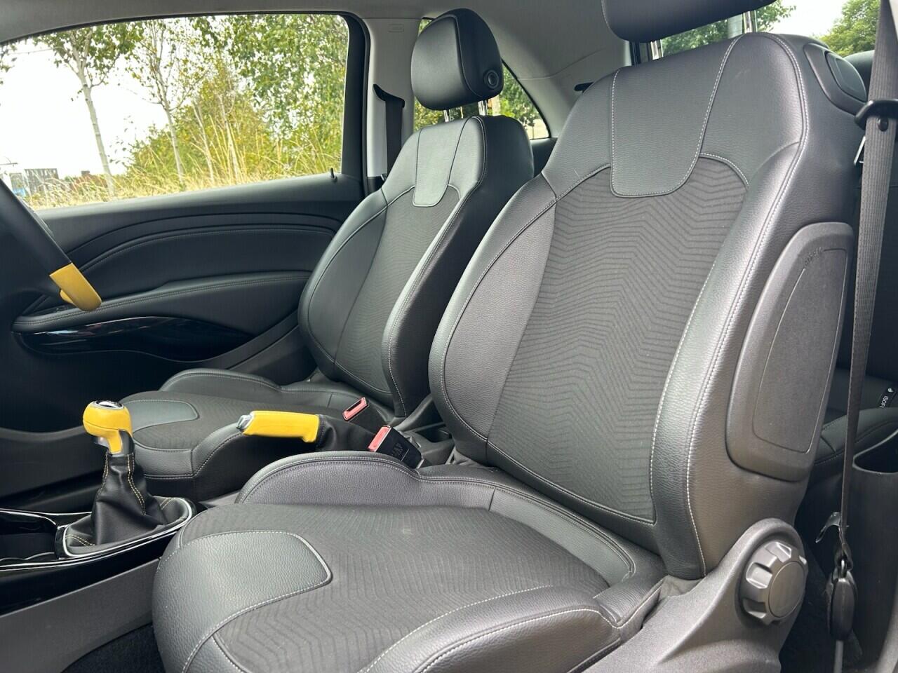 Vauxhall Adam view 22