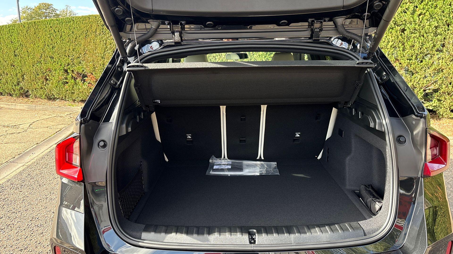 BMW X1 view 13