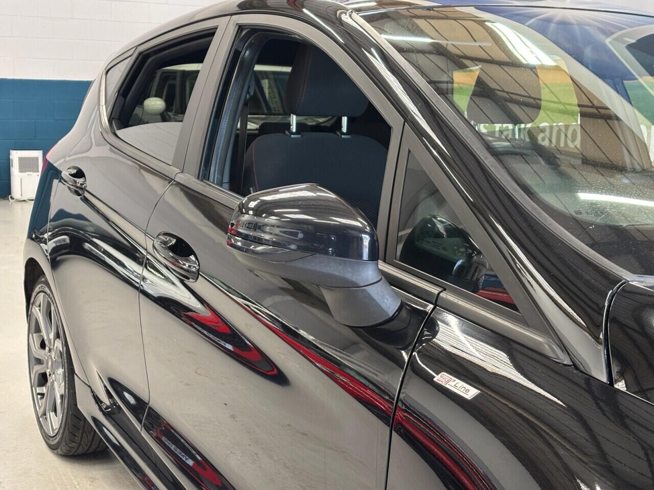 Ford Fiesta view 44