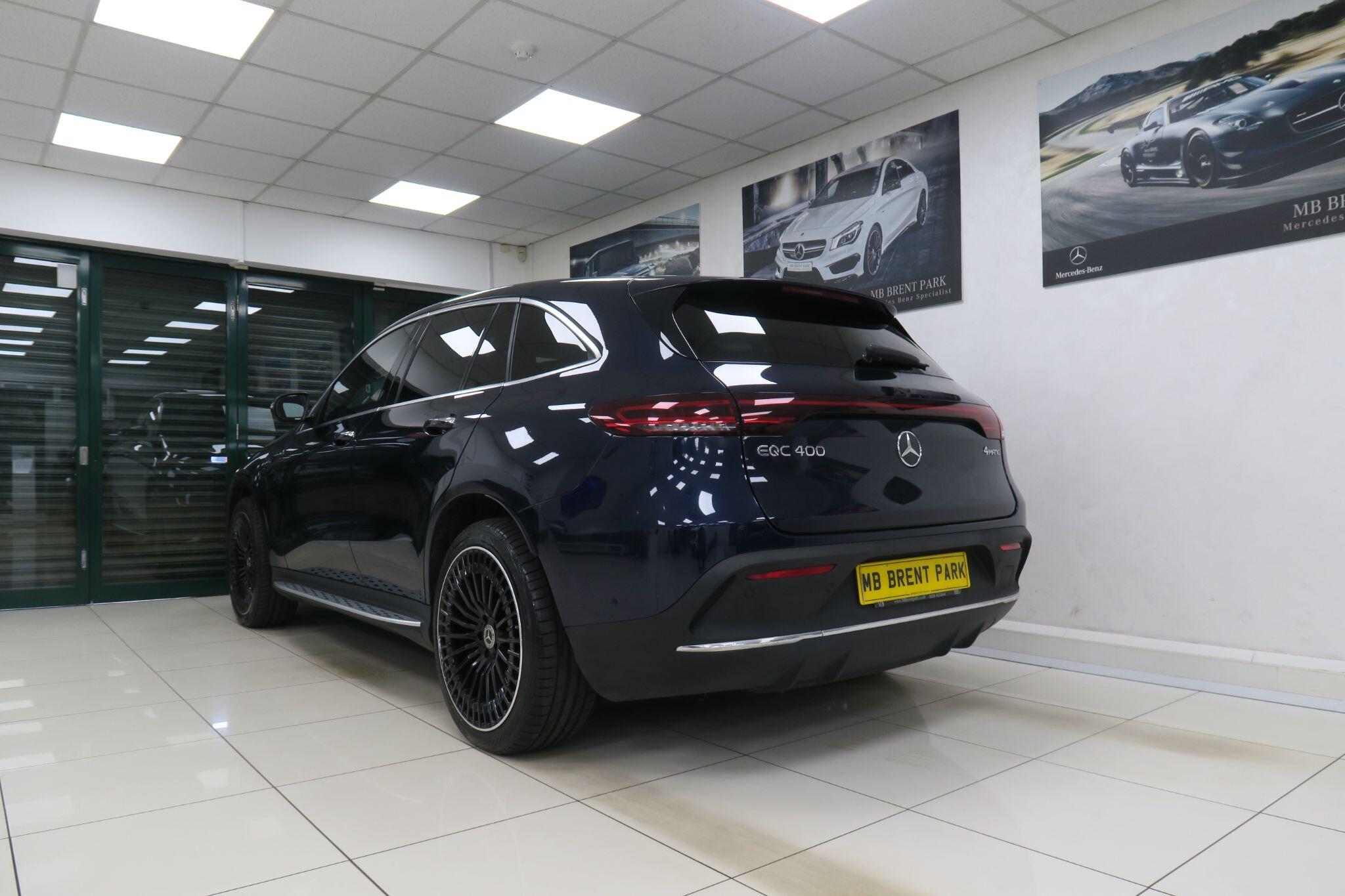Mercedes-Benz Eqc view 5