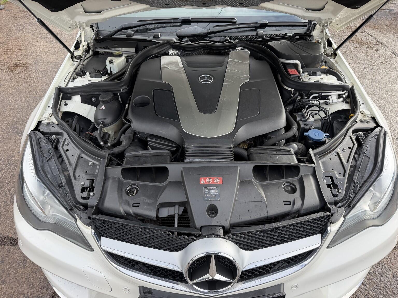 Mercedes-Benz E-Class view 24