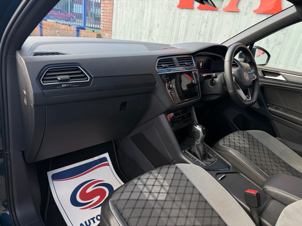 Volkswagen Tiguan view 22