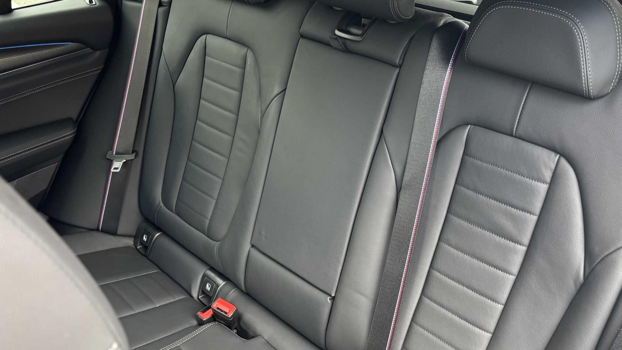 BMW X3 view 13