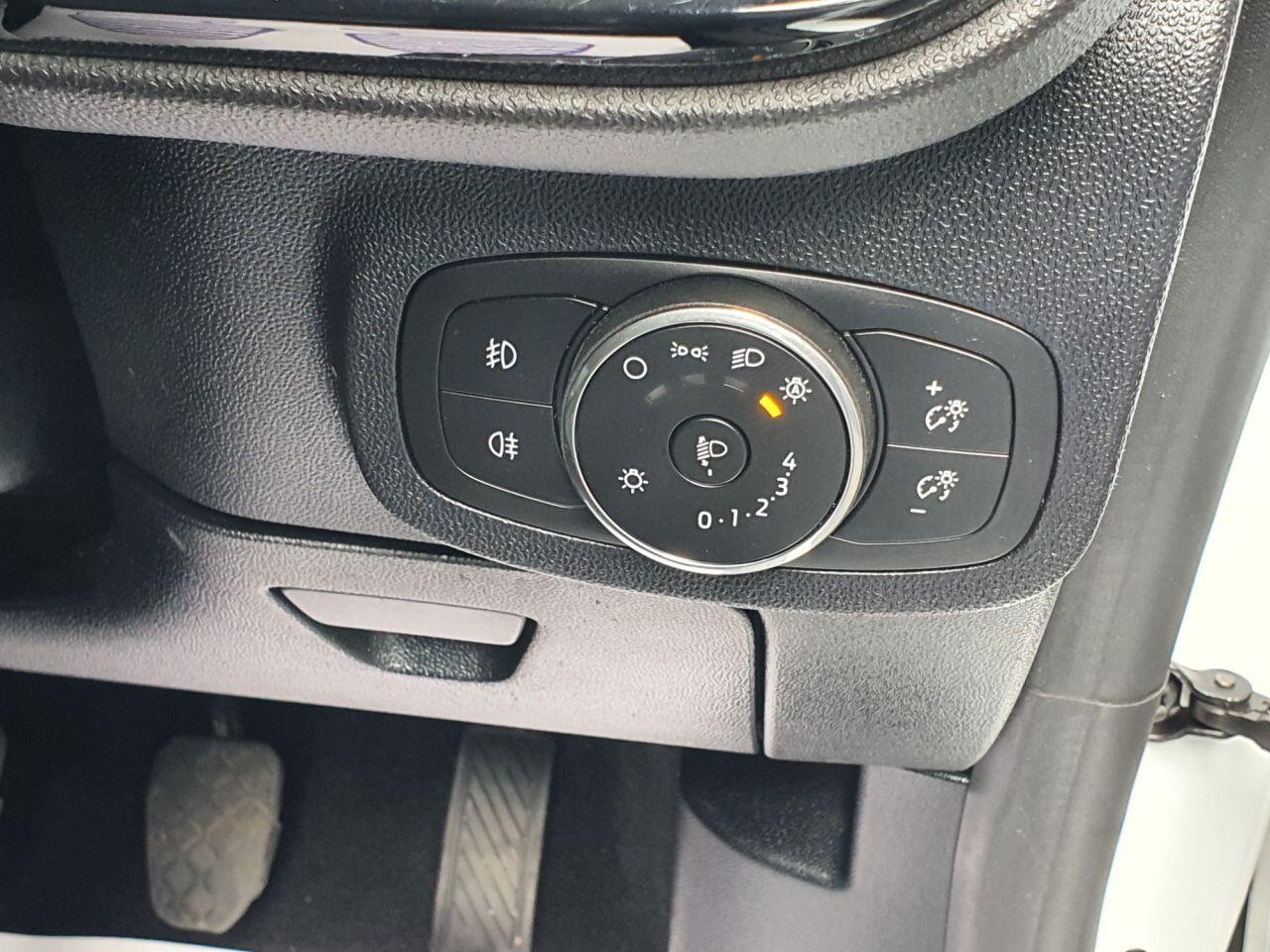 Ford Fiesta view 30