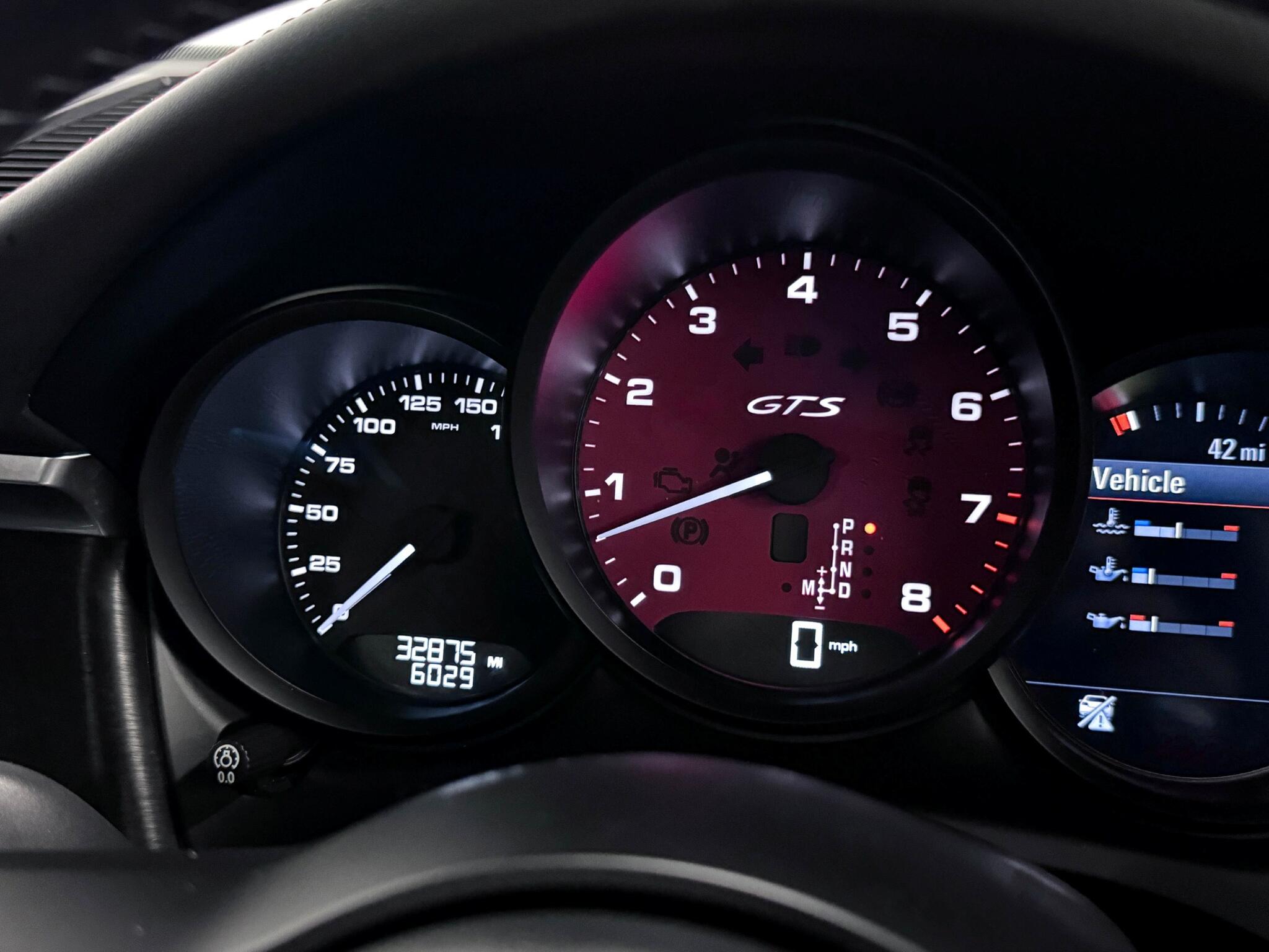 Porsche Macan view 39