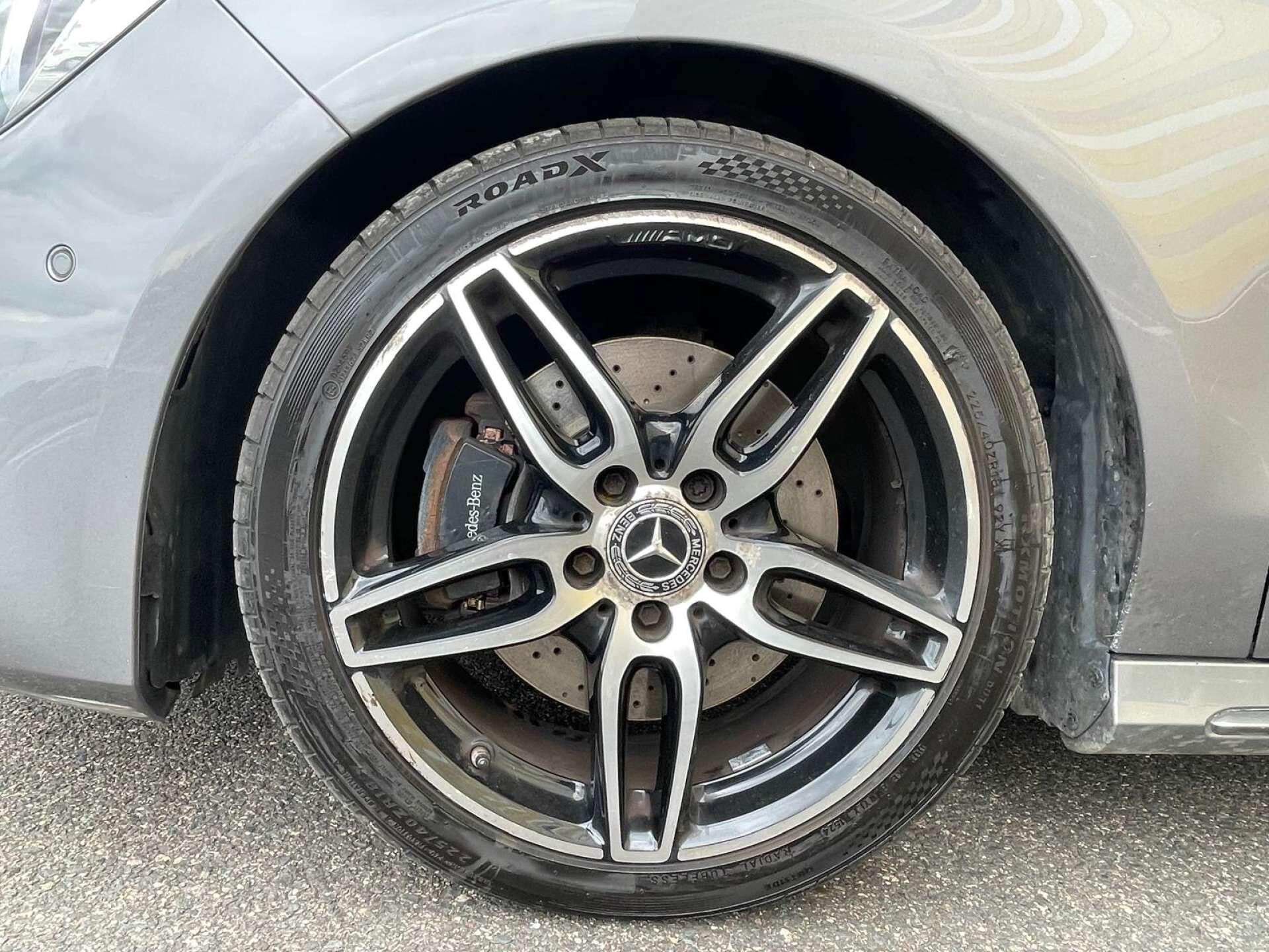 Mercedes-Benz Cla view 29