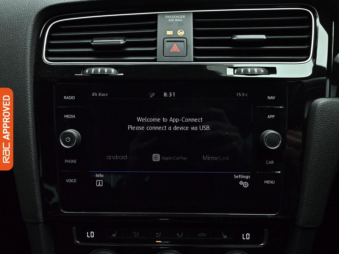 Volkswagen Golf view 19