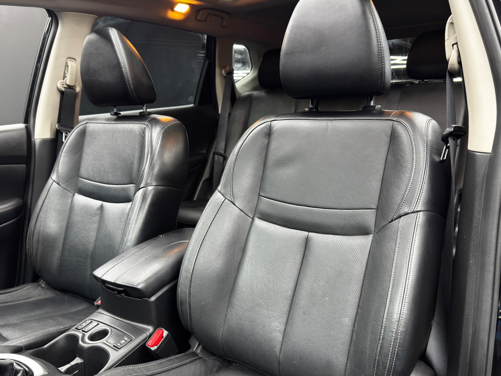 Nissan X-Trail view 14