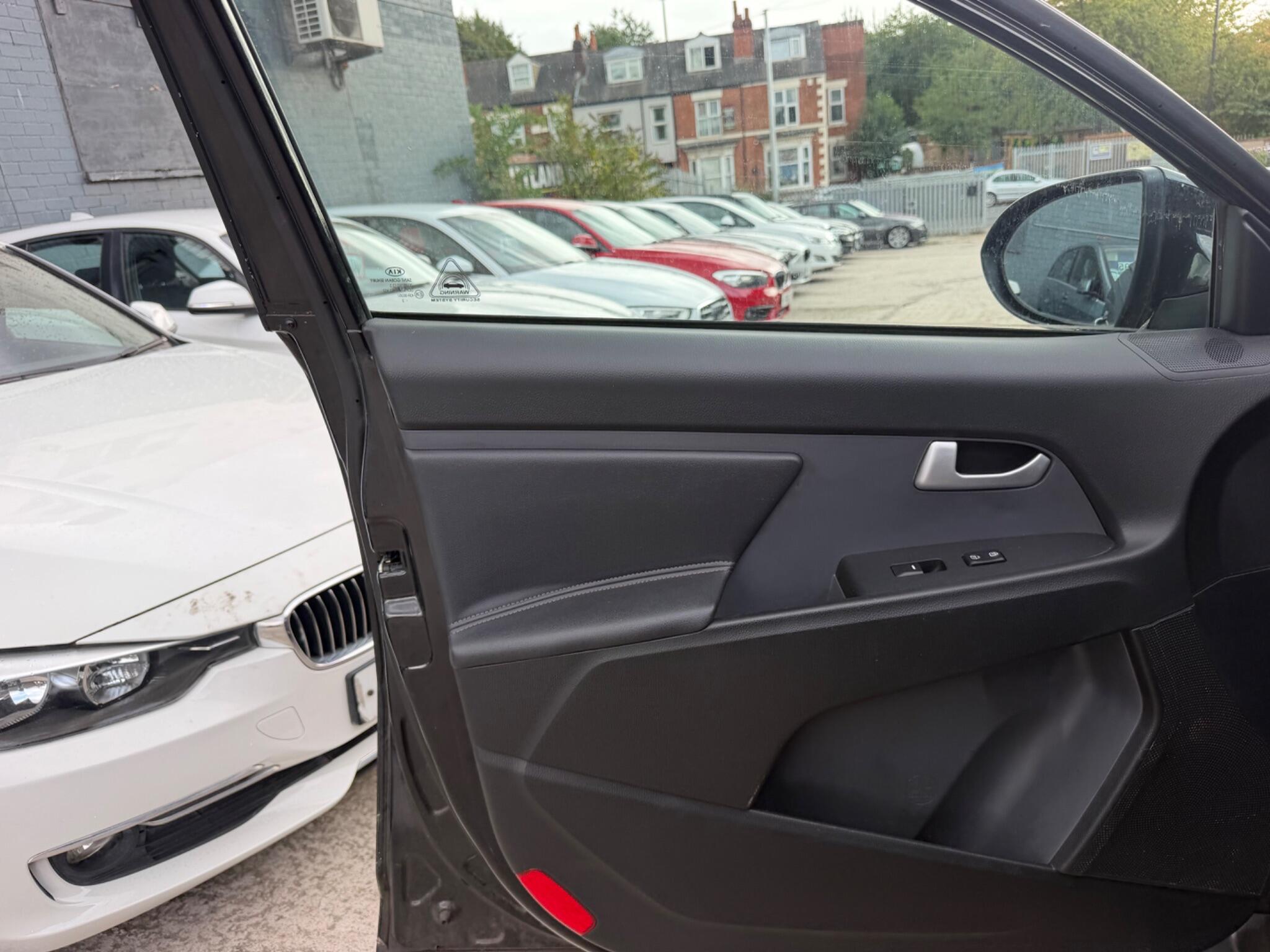 Kia Sportage view 12