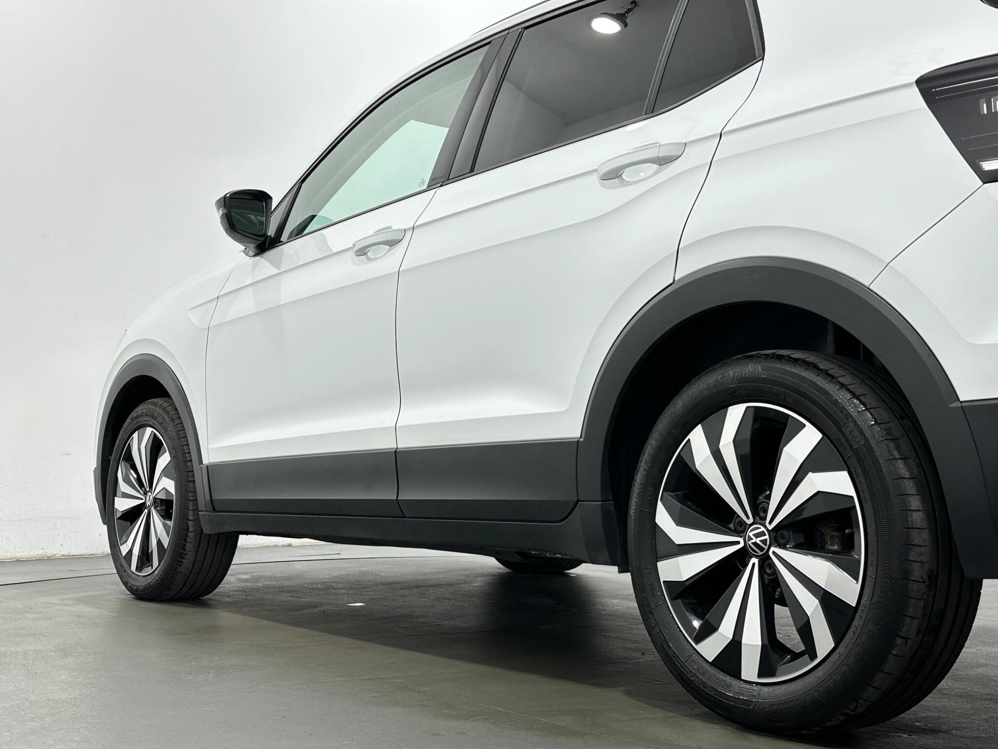 Volkswagen T-Cross view 48