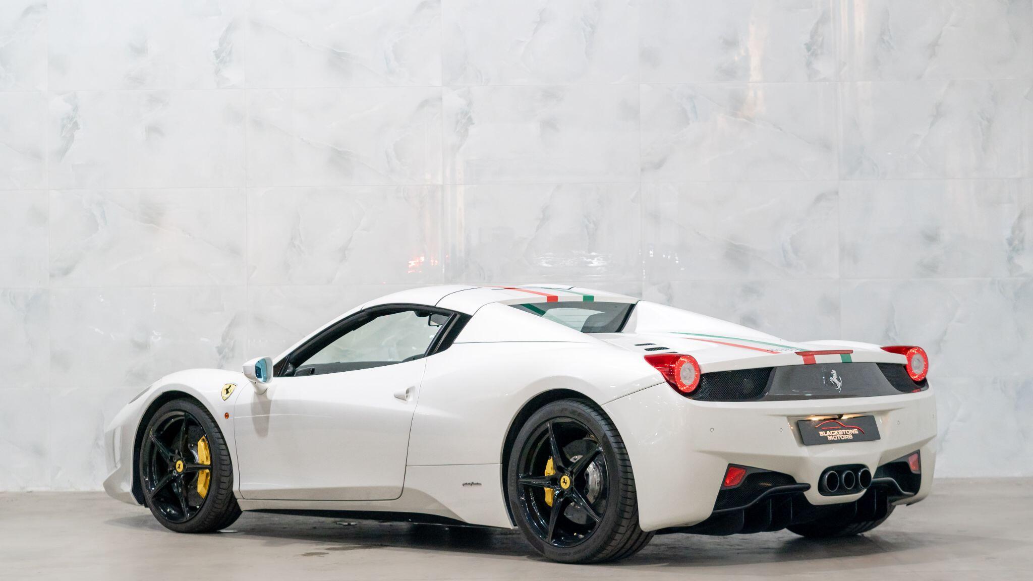 Ferrari 458 view 5