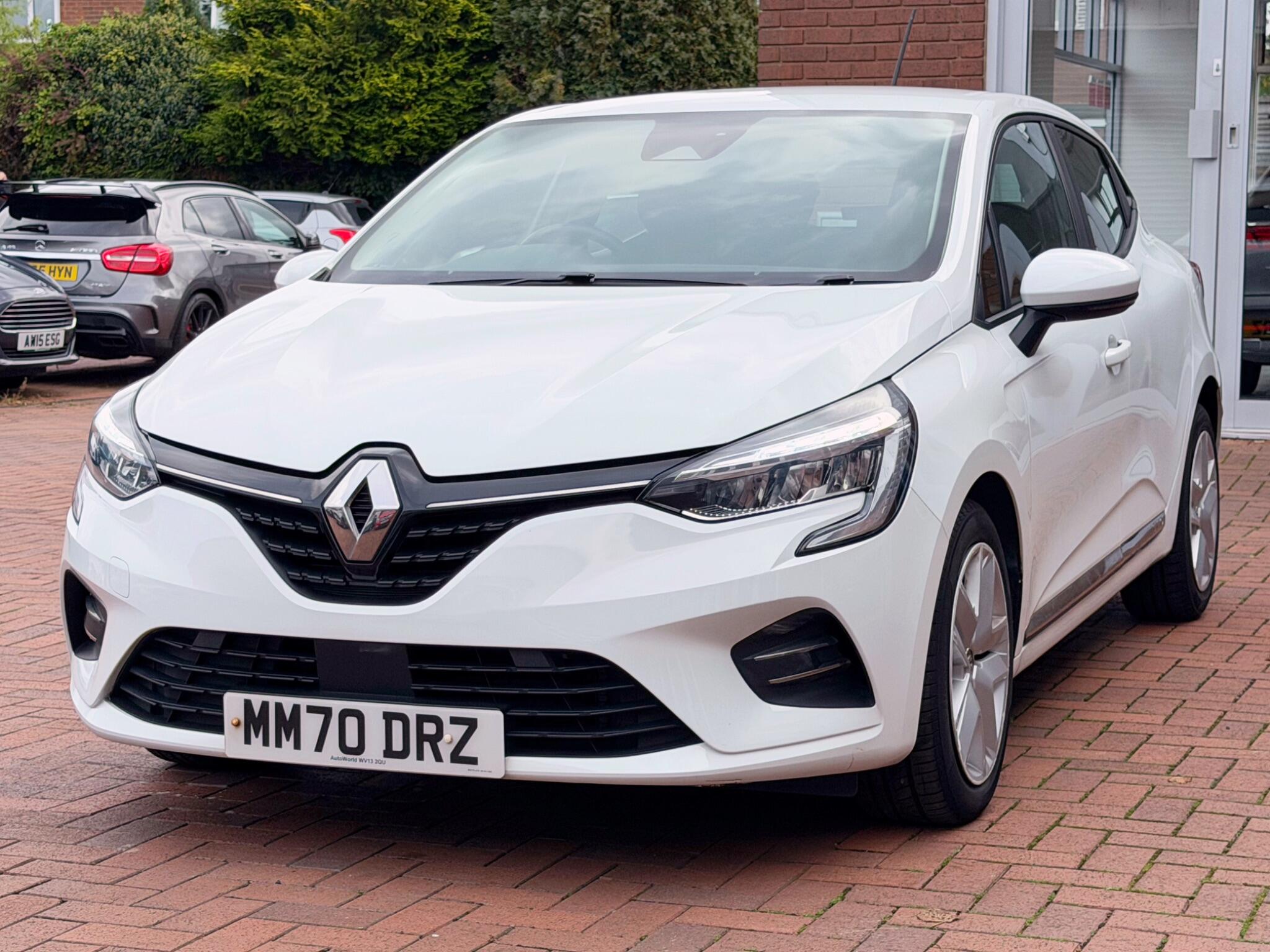 Renault Clio view 38