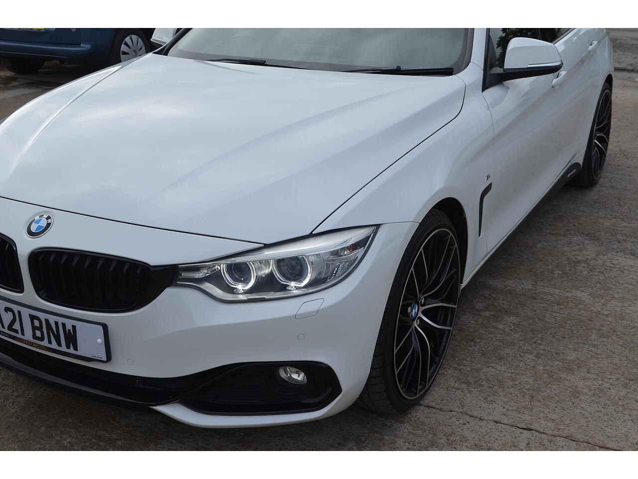BMW 4 Series view 45