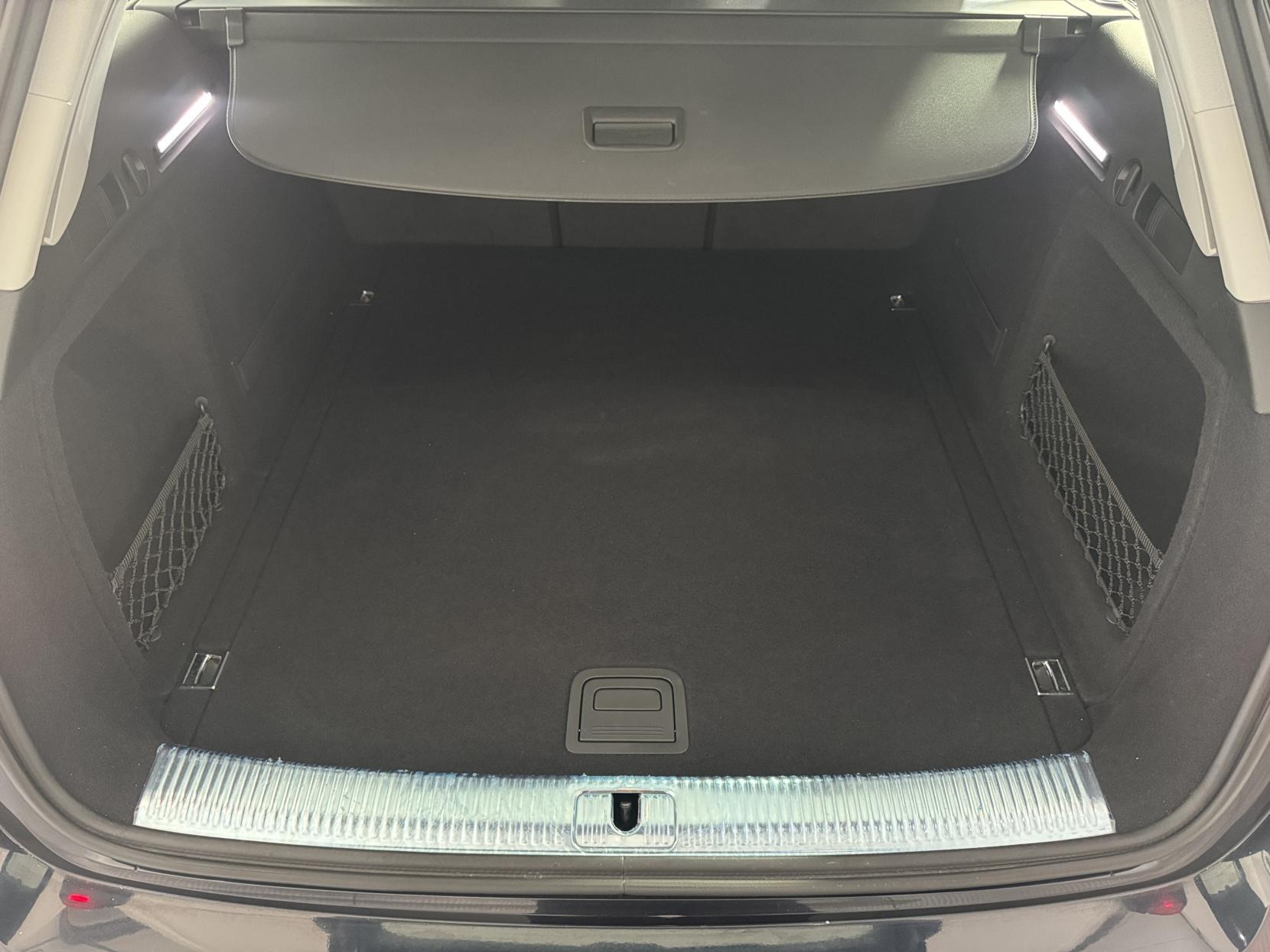Audi A4 view 75