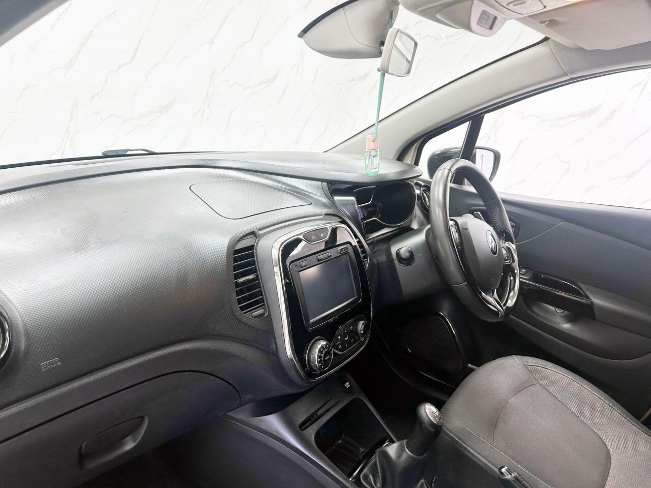 Renault Captur view 14