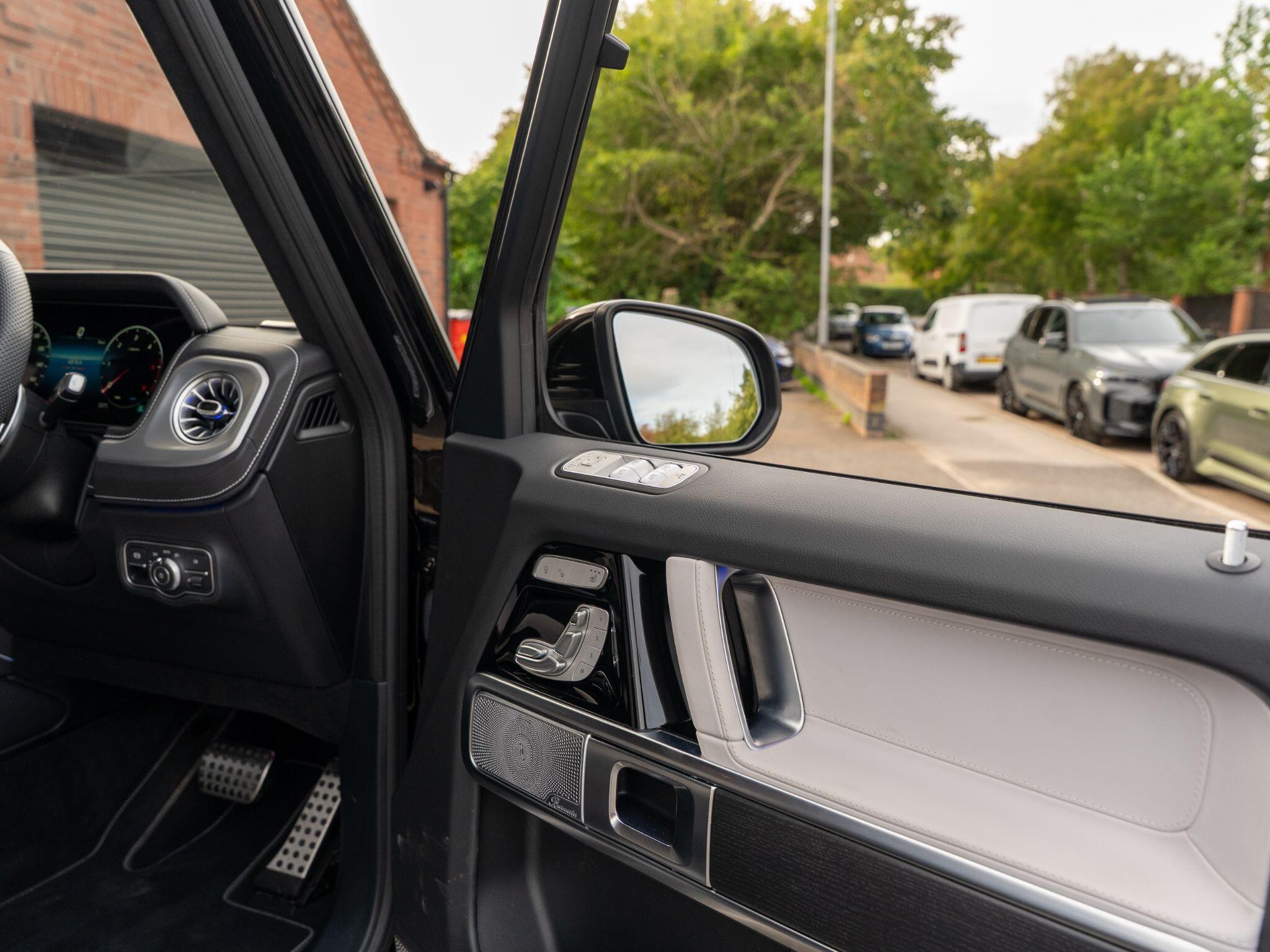 Mercedes-Benz G Class view 53
