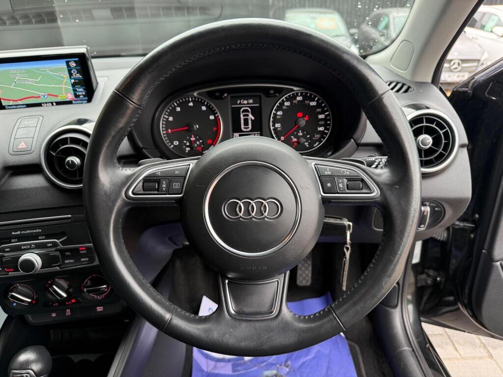 Audi A1 view 22