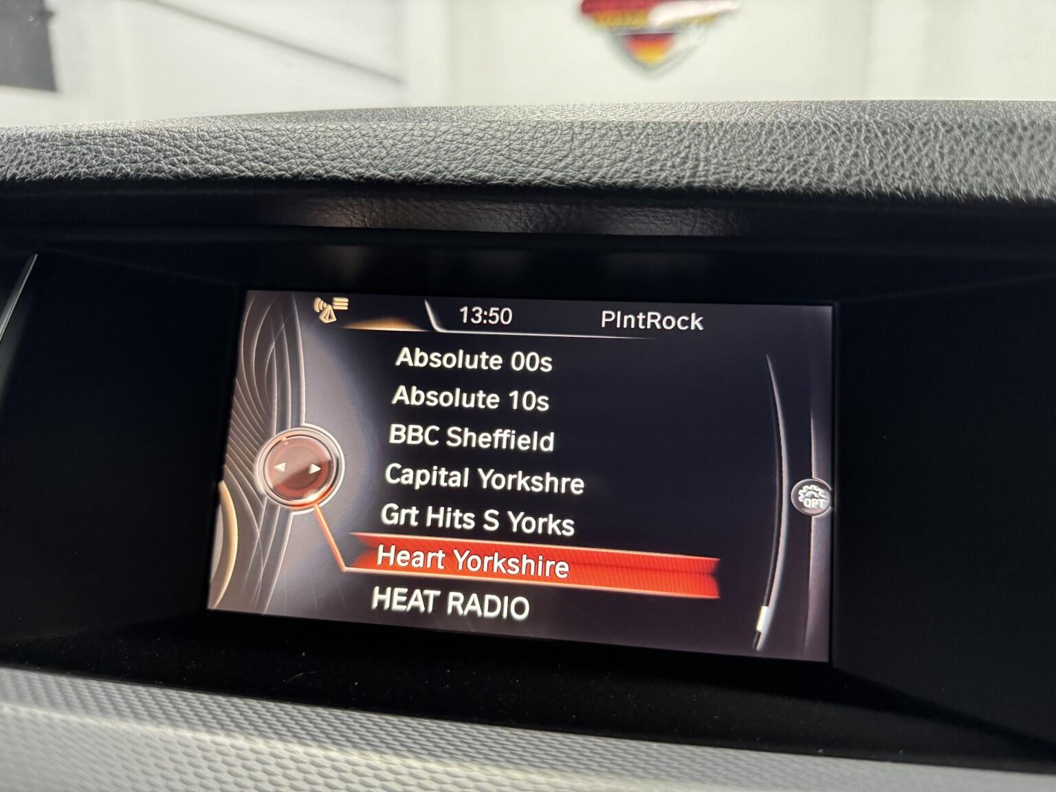BMW 5 Series view 23