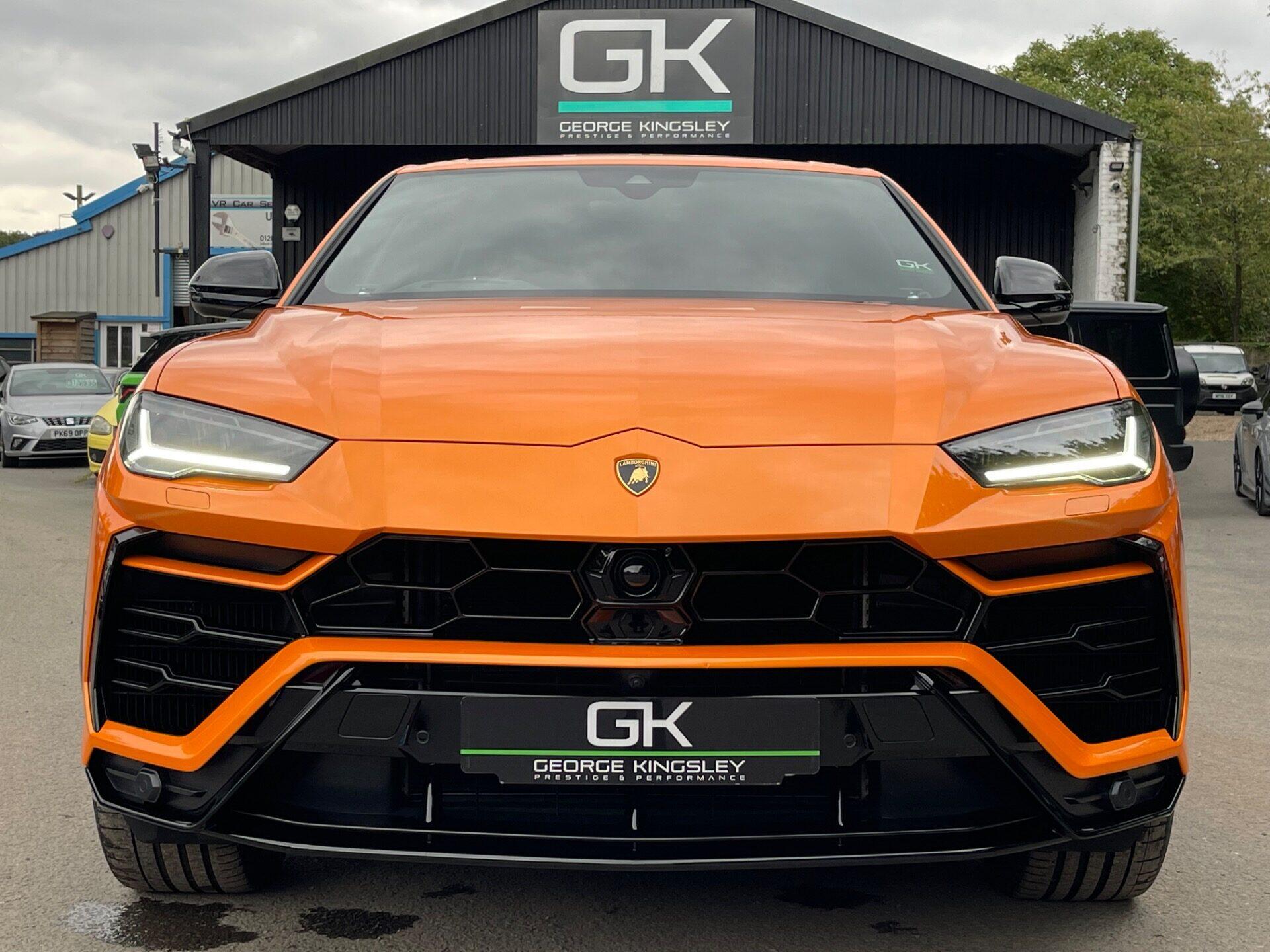 Lamborghini Urus view 17